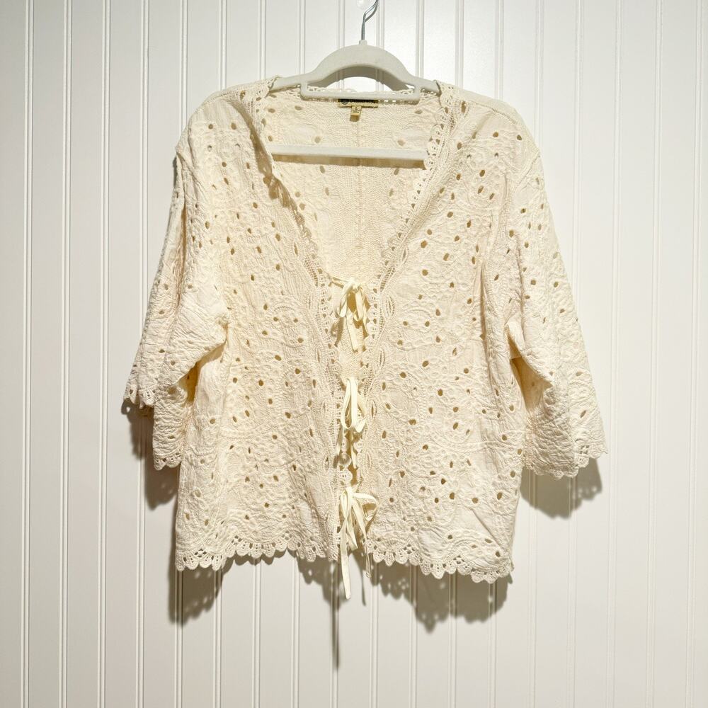 Democracy Cream Lace Tie Front Top Cotton Size Large